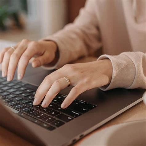 How to Make a Heart on Keyboard: Emoji and Symbol Guide - Griley's Tech ...