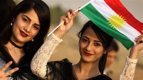 Iraqi Kurds decisively back independence in referendum - BBC News