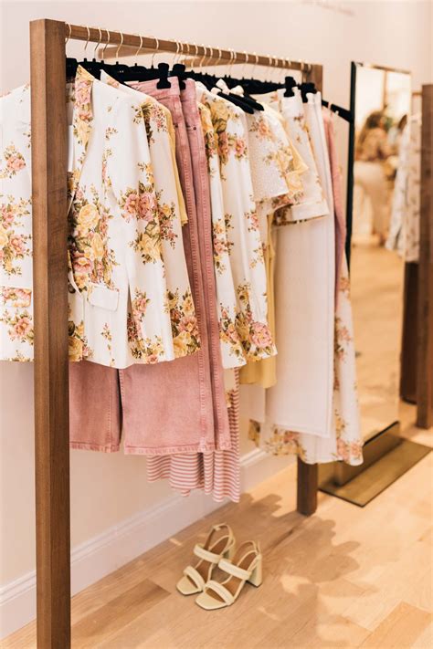 Sézane Boston pop-up store! | Jess Ann Kirby - storytellingco