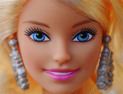 Barbie Doll Face Girl