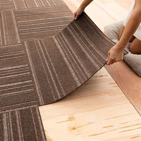 Amazon.com: Mohawk Home 24" x 24" Indoor/Outdoor 0.25" Pile Height ...