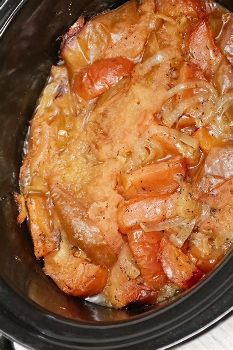 Crock Pot Apple Pork Chops - THIS IS NOT DIET FOOD