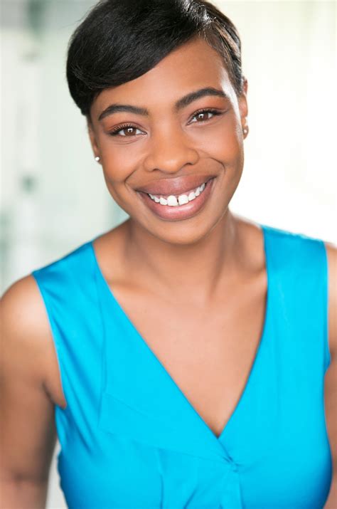 Actress In Usaa Commercial - Research Freetimers