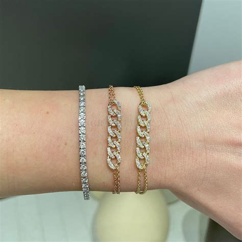 Bracciale Uomo Breil Hugo In Acciaio Lucido E Sodalite Blu - Chiusura Regolabile, Idea Regalo Elegante