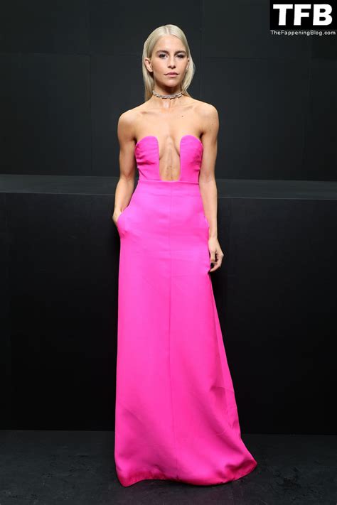 Caroline Daur Sexy Tits (21 Photos) - Sexy e-Girls🔞