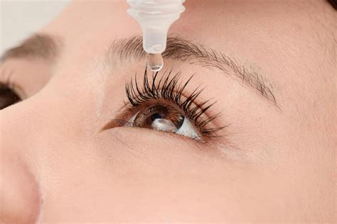 Safe Eye Drops: How to Find Them and Apply Them After Eye Drop Recalls