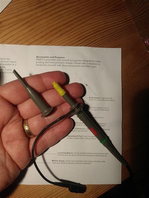 Lee.org » Blog Archive » What is a Locating Sleeve on an Oscilloscope