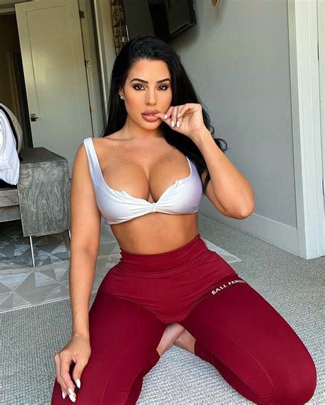 Picture of Stephanie Acevedo