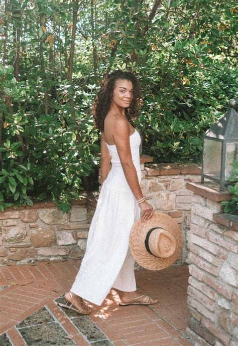 35 Italy Outfits That Are the Epitome of European Chic - MY CHIC OBSESSION