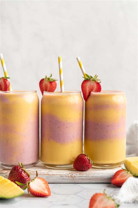 Strawberry Mango Smoothie | Jessica in the Kitchen