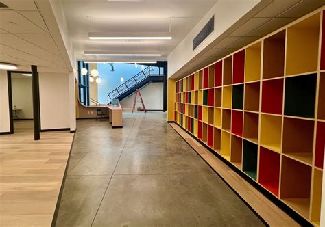 Steel City Squash interior