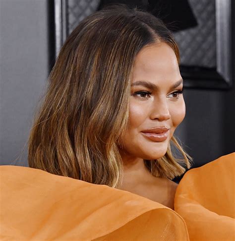 Chrissy Teigen Bare Ass