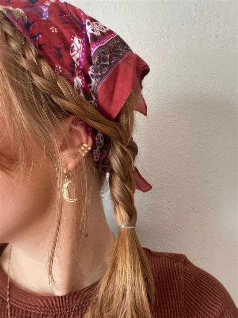 38 Lovely Bandana Hairstyles To Try - Styleoholic