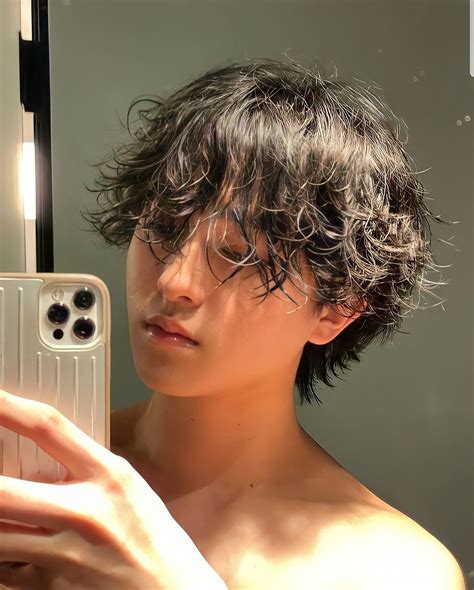 Asian Men Hairstyle Messy, Messy Hair Boy, Asian Haircut, Wavy Haircuts ...