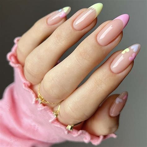 32 Pastel French Nail Ideas For a Dreamy Manicure