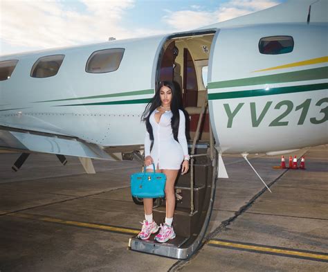 Yailín la Más Viral en Venezuela: ¿es un ejemplo para la juventud? - La Tercera Voz