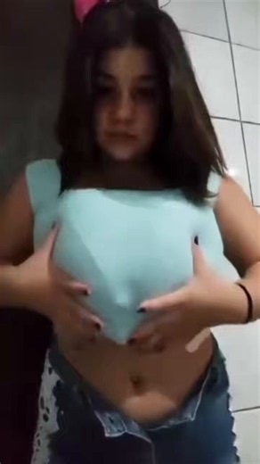 Wataaa....... #bigtits #bigboobs #wetpussy #girl #porn #nipple #nsfw #hugetits #cute #ass #bigass #viral #putipobre #putipobres #amateur #tetasFull video here: https://t.co/Y9hYIP8qh8Join Terabox Group 😜: https://t.co/mgxw79fTsl