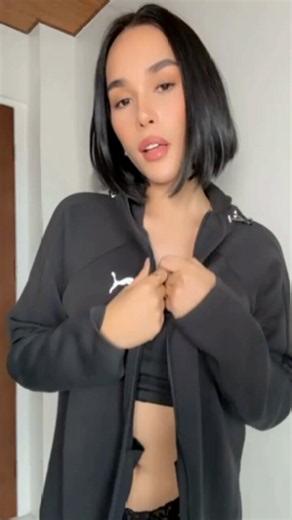 Do u wanna fuck a naughty girl with a hard cock? https://t.co/MLGxoFPKhC