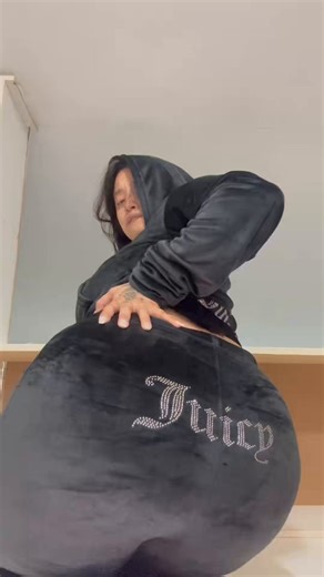 In this juicy outfit, I just can't hold in those bubbling, trapped farts… 💨🍑#fartfetish #farting #gassygirl #gassy #womanfart #pov #fart