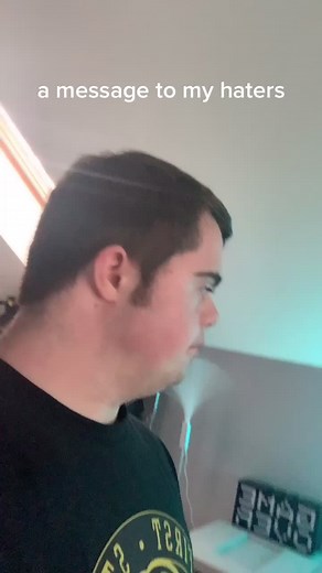 Arik on TikTok