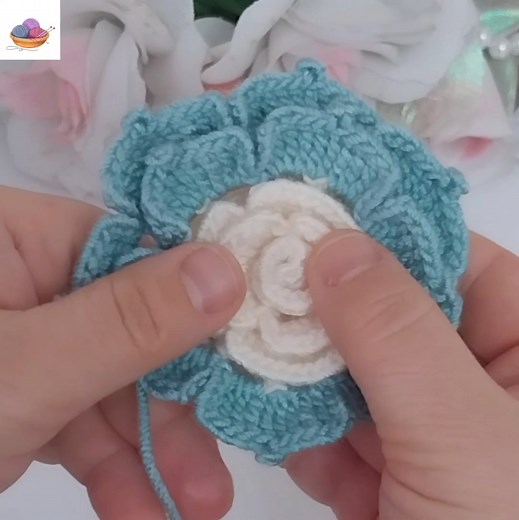 Very easy crocheted rose model //Super crochet flower preparation | Knitting And Crochet
