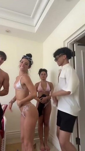 Larray And Charli D'Aamelio On Birthday Vacation