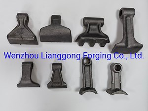 [Hot Item] Forging Tractor Mower Blade/Hammer/Spare Parts in Forestry Machinery/Agricultural Machinery/Recycling