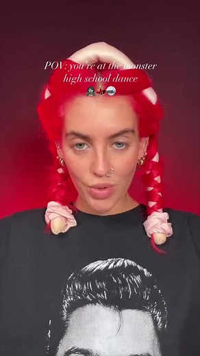 🧛🏻‍♀️ 🧙🏻‍♀️ We have loved all the Halloween Inspo from @bigfatjenna 🤩Shop Jenna's heatless curler & get 20% off with code HEATLESS and head over to Jennas page for loads more Halloween Looks 🧟‍♀️ #halloween #halloweenhair #halloweencostume #mua | Hair Rehab London Hair Extensions