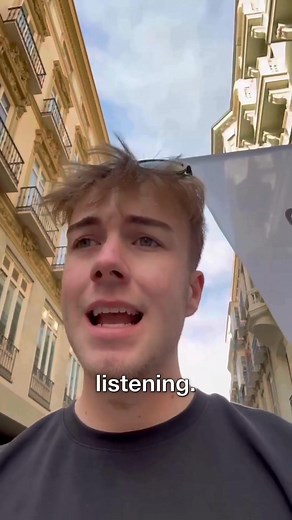 Wondering how hands-on our training really is? 🤔 Watch Sam explain how we guide you every step of the way — with real tasks, real tools, and real results! Enroll now for our November batch (slots are filling fast!) #FreelancersPH #OutsourceCentral #VirtualAssistantPH #Hiring | Outsource Central