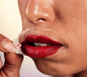 16K views · 37 reactions | Weird beauty hacks that actually work! | 5-Minute Crafts UK | Facebook