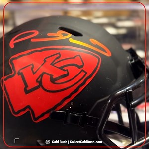 Get ready for 2023 Gold Rush Autographed Mini Helmet Football Edition! Look for one autographed and authenticated mini football helmet per box! Chase the biggest stars of today alongside football heroes of the past! 🔜 CollectGoldRush.com | Steel City Collectibles