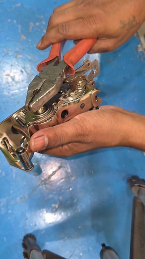 563K views · 3.1K reactions | #बटन_होल_मशीन रिपेयरिंग #Button_hole_machine repairing Ravi Tailor | Ravi Tailor | Facebook