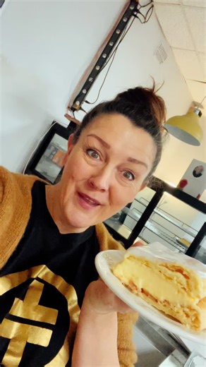 Big order of my vanilla slices #cafe #vanillaslice #homebaking #homebakingbusiness #cake @lil lesbian nan @I Love Manchester @Lowry