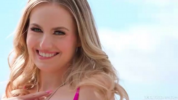 Scarlett Sage Petite Beauty Loves Bbc