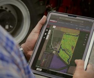 AFS Connect offers a complete solution for remotely monitoring and managing your farm and fleet. It provides on-demand access to data, allowing for seamless supervision and control over your operations. With AFS Connect, you can efficiently oversee your farm and make informed decisions to optimize productivity. #AFS #CaseIH #PrecisionFarming | CASE IH