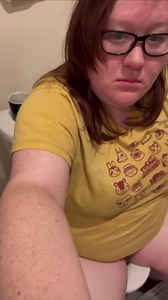 Fat girl pushing poop