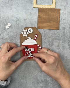 Tips, Tricks & Inspiration: Warm and Cozy Gift Card Tag / Ornament #tipsandtricks #easycrafts #craftingideas #diychristmas #dollartree #crafts #christmastags ❤️ #easydiy #farmhousechristmas #easychristmasdecor #crafting #countrychic #upcycle | Shabby Chic Vanlife /crafted on the road