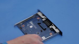 Cómo reemplazar el panel de control para PowerEdge T550