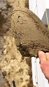 658K views · 1.9K reactions | A good bed of mortar is the foundation of a strong, lasting wall. Getting the right consistency and an even spread ensures every block is perfectly set. | Jack Contruction | Facebook