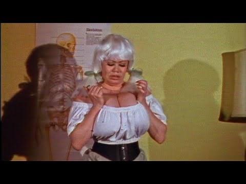 Busty Gusty and her Twin Fifties (1992)