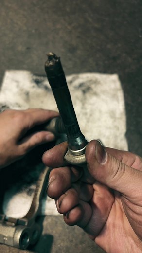 古いグリスを徹底清掃する方法