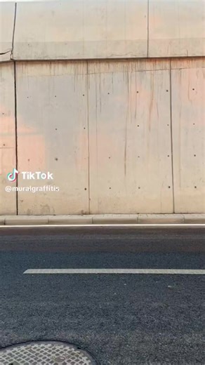 All black #graffitibombing throwup #graffiti #graffitiartist #graffitistyle | Lace1