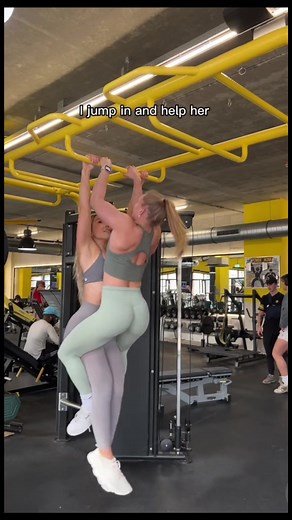 Lesbian Gym Workouts: Fit Lesbians in Action