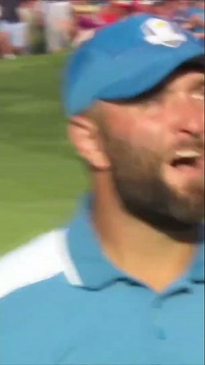 Jon Rahm gets Marco Simone JUMPING with this chip-in! 🗣