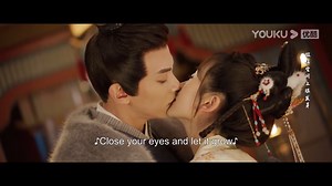 7.4K views · 294 reactions | 王爷被女仆强吻！他却忍不住把她抱进怀里继续亲！ I eagerly kiss my first love after confessing love to him! He can't resist kissing me back! #GovernorsSecretLove #君心藏不住 #DengKai #JinZixuan #邓凯 #金子璇 #YOUKU #优酷 | 优酷Youku | Facebook