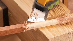 CONSEILS & TECHNIQUES POUR LE TRAVAIL DU BOIS QUI SERONT GÉNIALES POUR TON ATELIER ! | Les Cracks du Bois