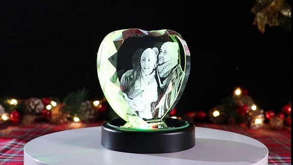 Custom Picture Crystal Heart Shape Photo Frame,Etched Engraved with Picture with Led Light, Personalized Christmas Wedding Anniversary Couple Gift for Couples Birthday Gifts for Girlfriend Her Women
