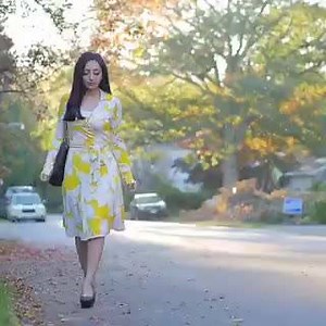 #YaraYosif in #Yellow @dvf @houseofdvf #wrapDress in love with #dvf dresses for #work and for #fallFashion . #WorkClothes #feminine #classy #women . Highly recommended . #dianeVonFurstenberg #houseofdvf | Yara Yosif Kaftan Dresses