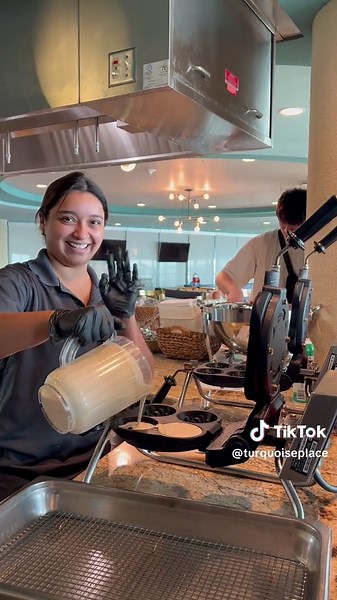 Complimentary Breakfast Served Daily for Spectrum Resorts Guests at Turquoise Place! ☀️ 🍳 🧇 #TurquoisePlace #Alabama #OBA #OrangeBeach #travel #vacation #breakfast #complimentary