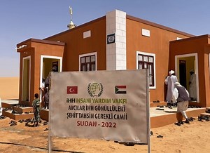 İHH Sudan’da cami inşa etti